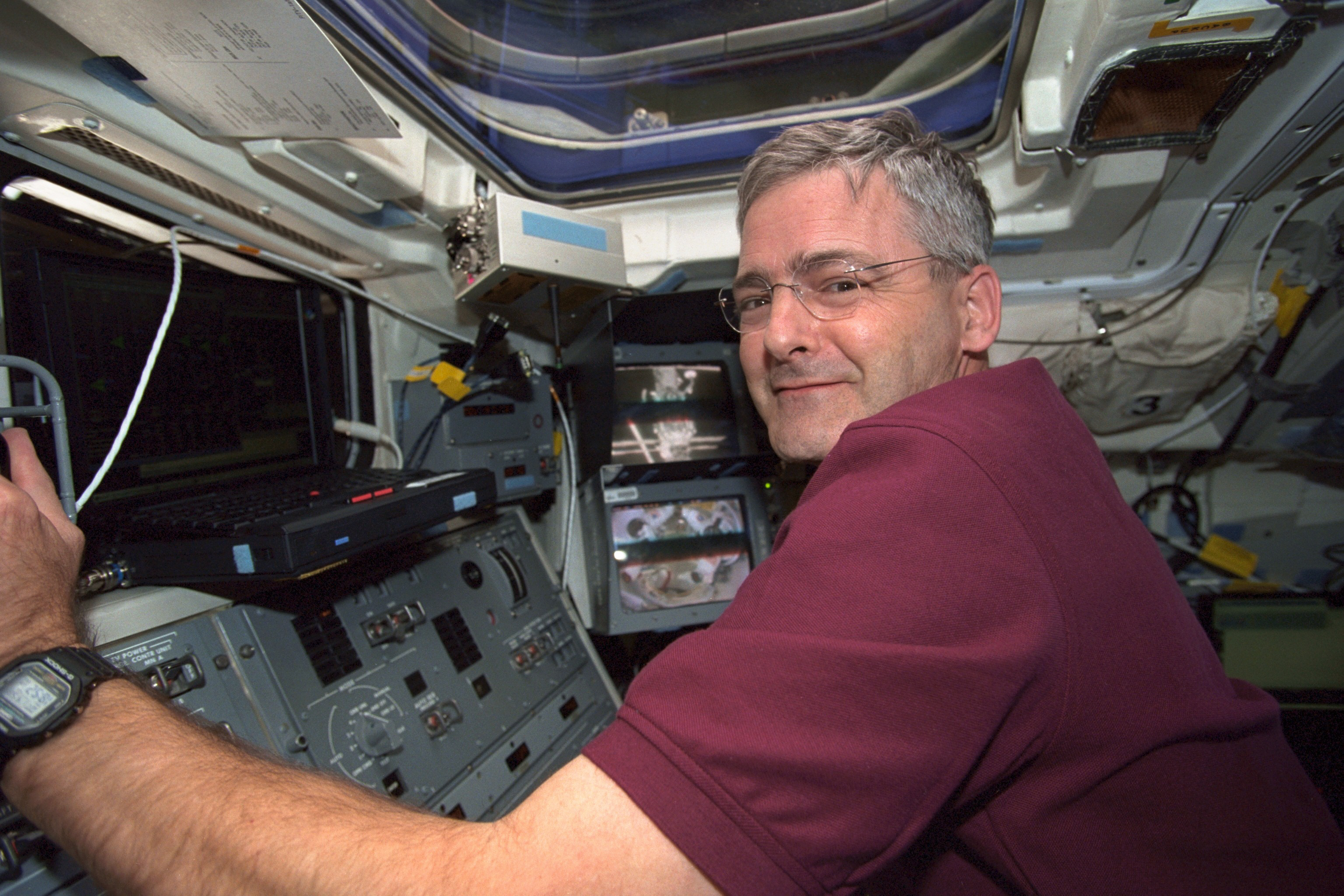 Canada's 1st Astronaut Launches Political Leadership Bid